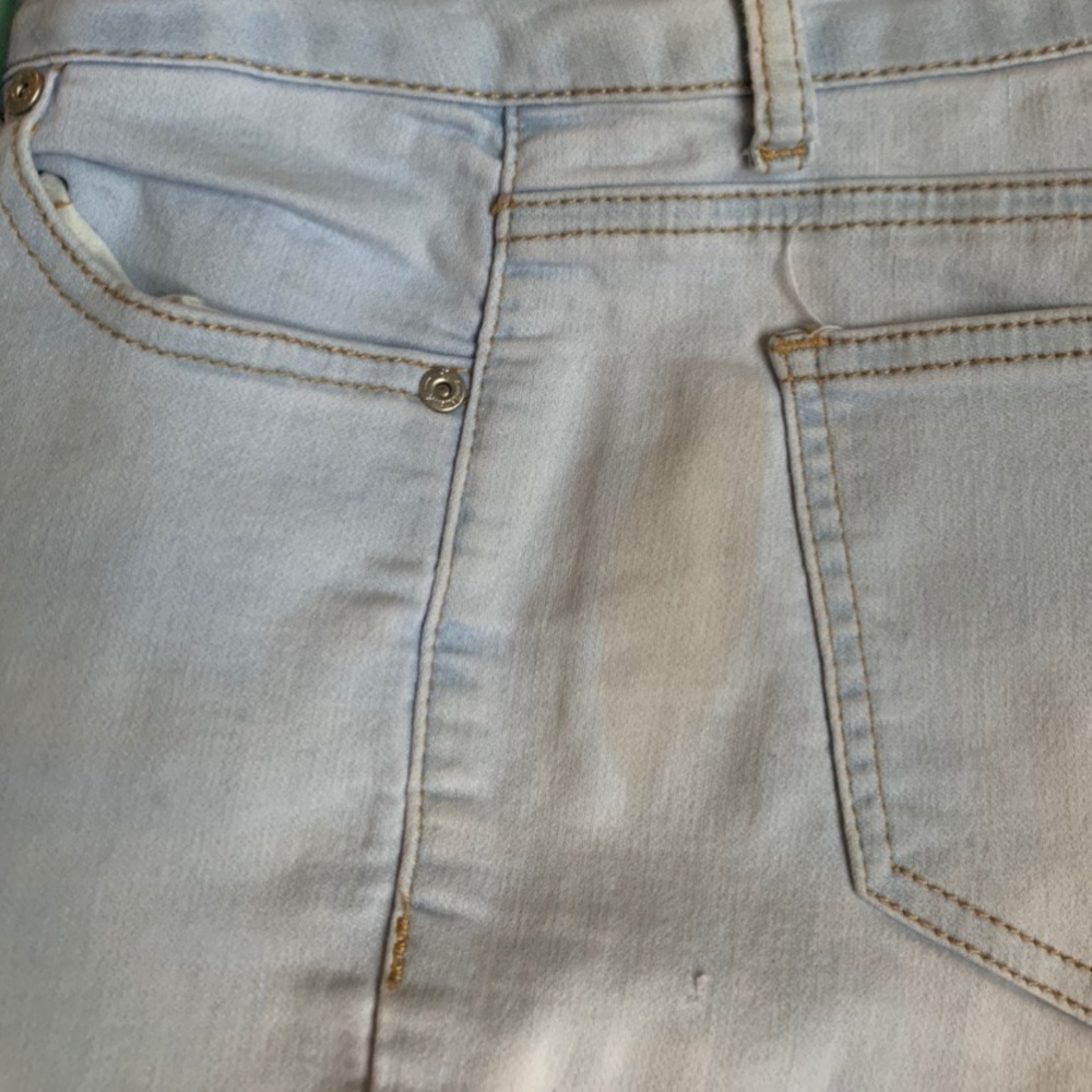 Jeans - Picture 4 of 4
